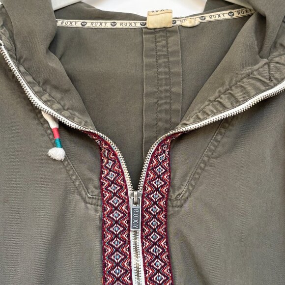 Roxy Olive Green Boho Embroidered Jacket, Hood and Front Pockets, Drawstring, M - Picture 3 of 9